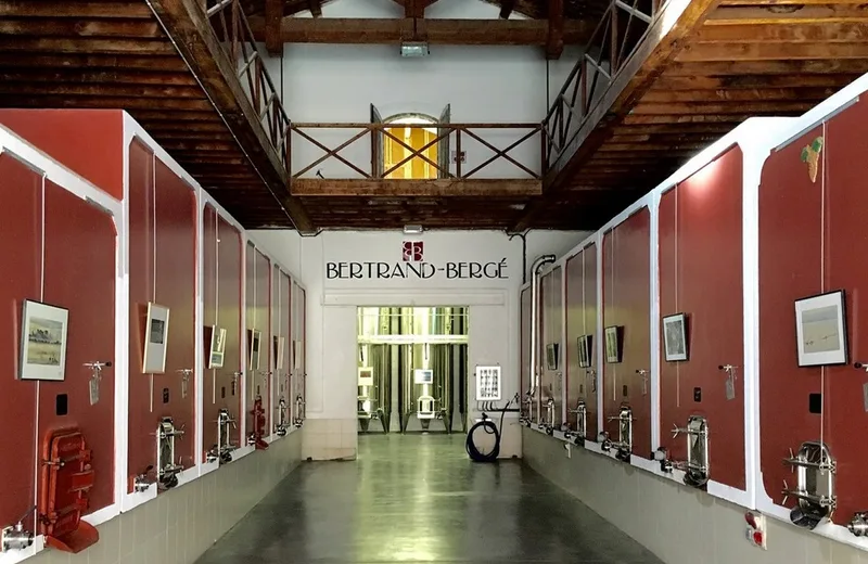 Photo intérieur de la pièce de production Domaine Bertrand-Bergé